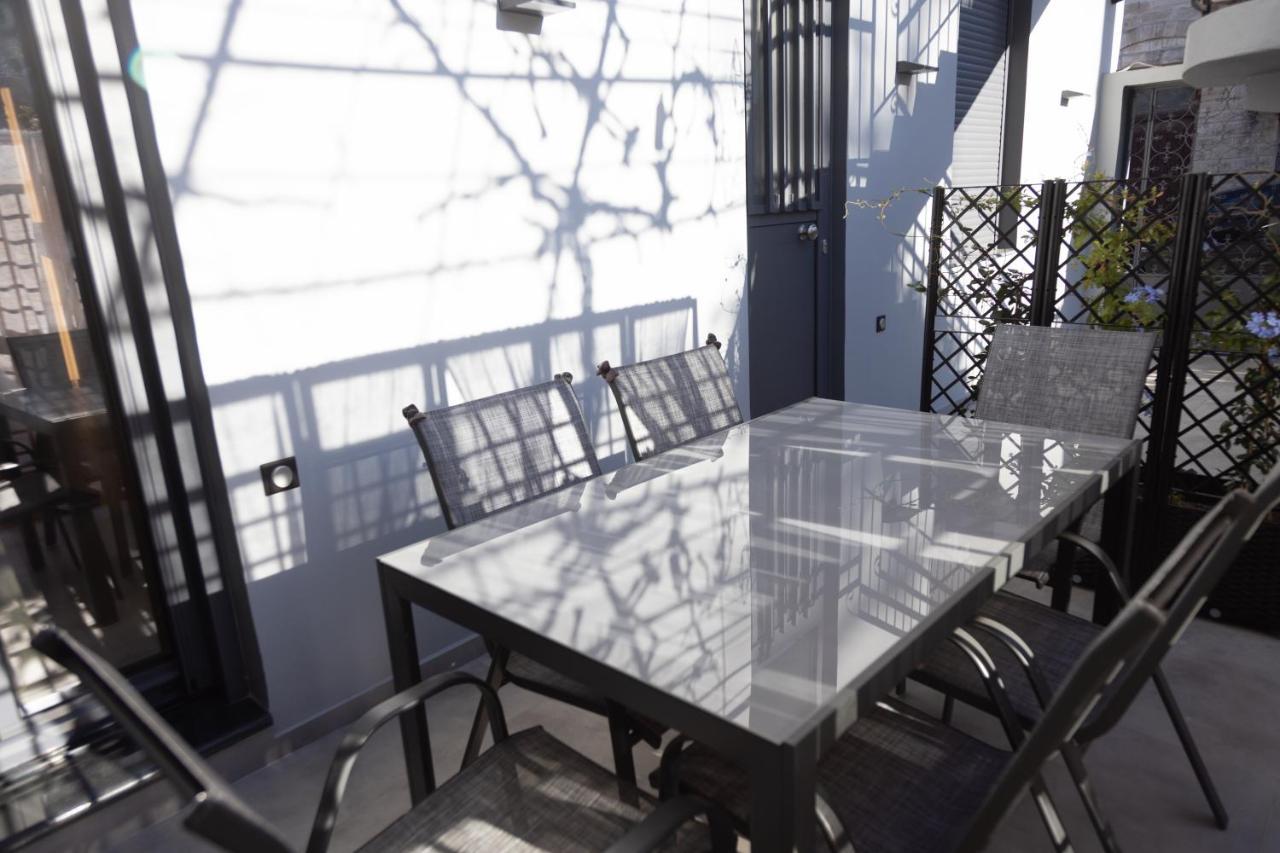 Billmar Luxury Apartment In The Center Of Гитион Экстерьер фото